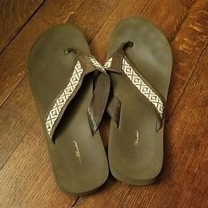 Flip flops